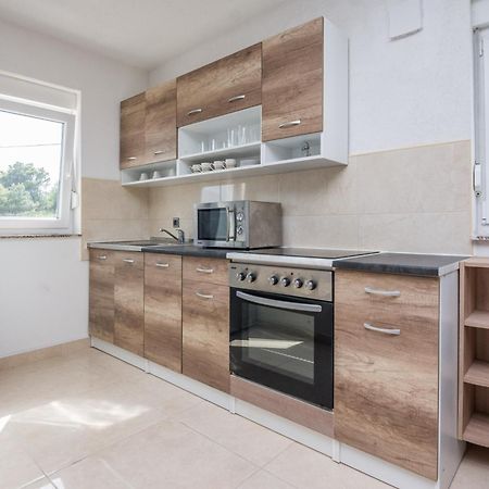 Apartament Plaza Ab Vir Zewnętrze zdjęcie